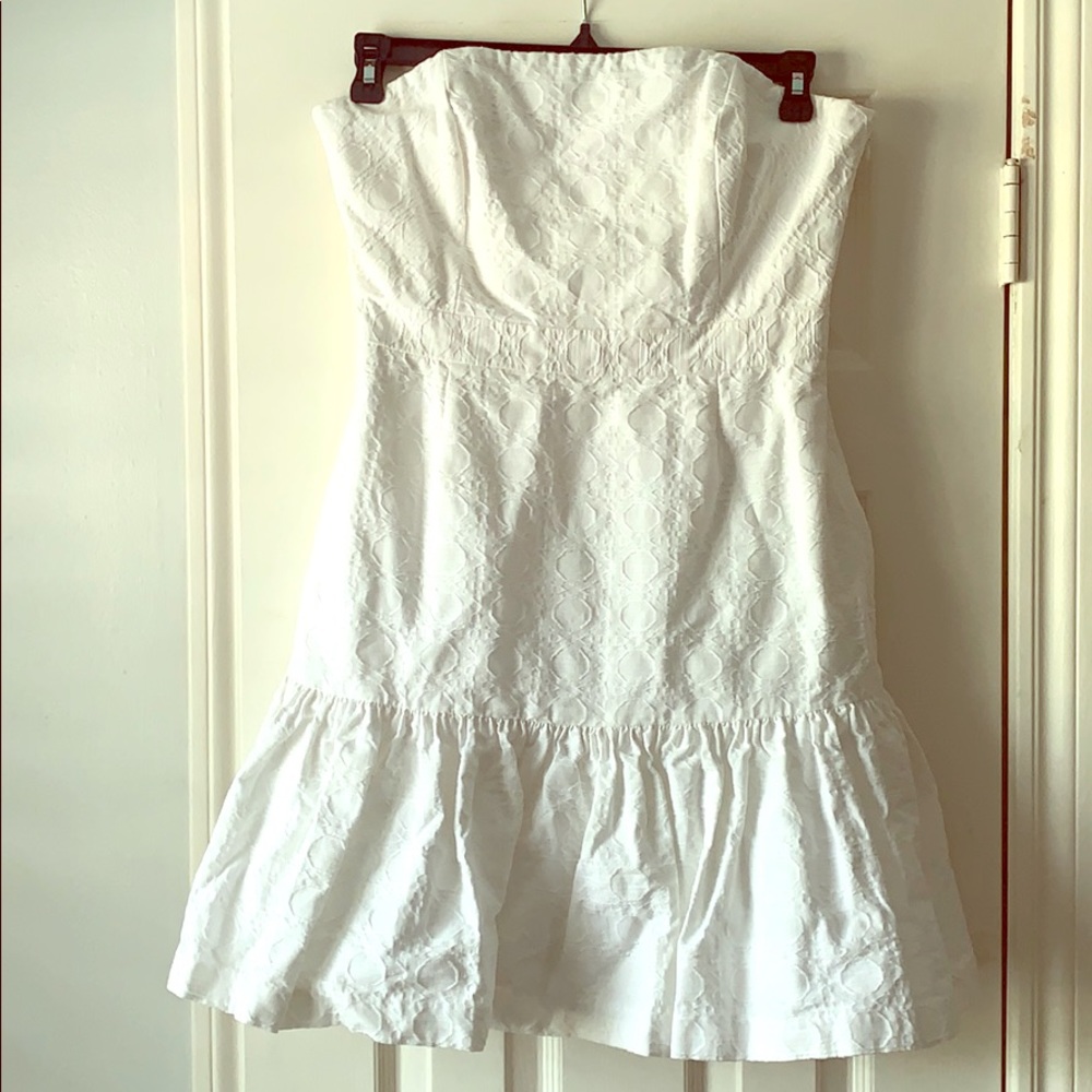 Strapless white dress lined Vinyard Vibes size 12